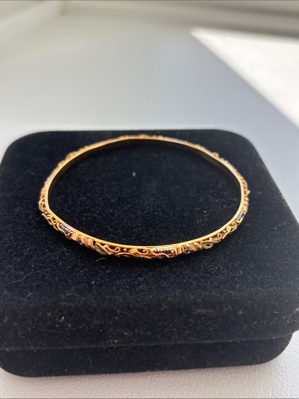 21K gold bangle